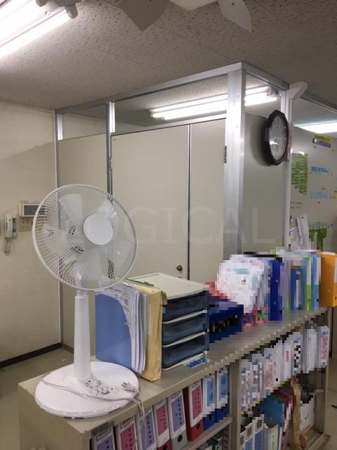 パーティション間仕切り