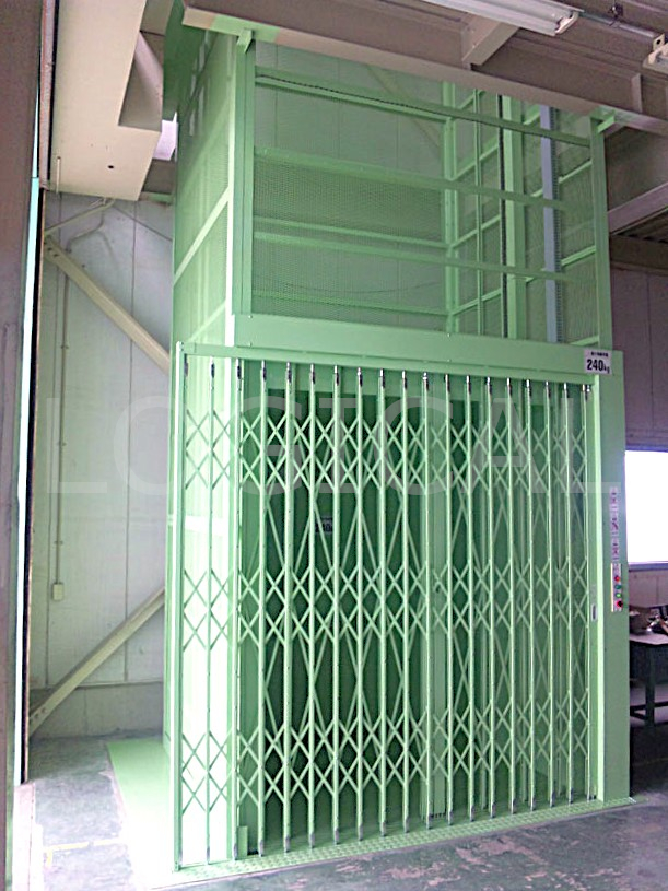 簡易リフト 垂直搬送機